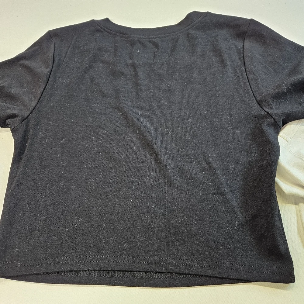 Set Of 2 Boys Lie Gotta Jet All Yours Crop Tee Size Small $60 Each Retail. - Picture 5 of 9